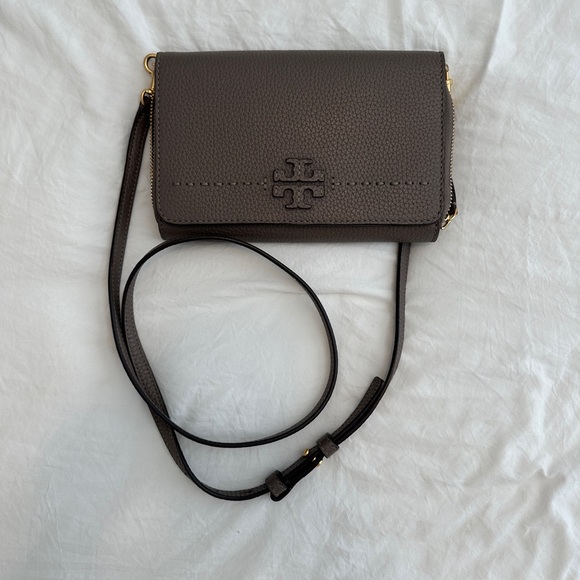 Tory Burch Handbags - Tory Burch McGraw Wallet Crossbody